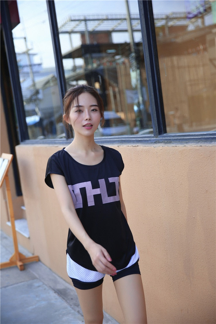 Black Breathable Yoga Shirts Loose Sports Fitness Short Sleeve T Shirt Ladies Running