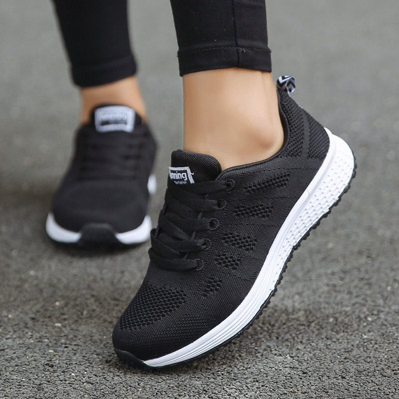 Women Sport Shoes Man Breathable Walking Mesh Lace up Light Flats Sneakers for Woman