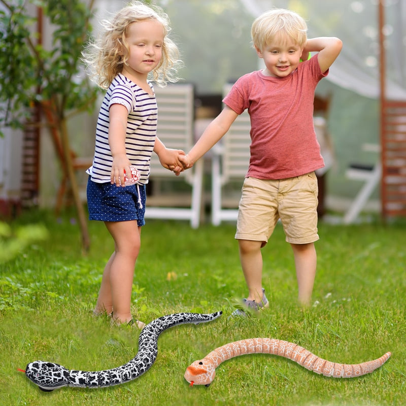 RC Animal Infrared Remote Control Snake with Egg Rattlesnake Kids Electric Toy Trick